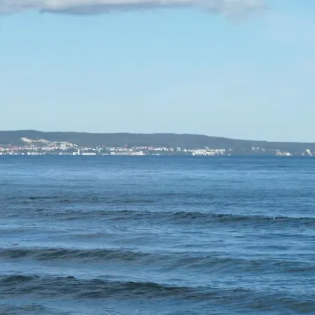 بيت للعطل In Wiek With 1 Wiek auf Rügen